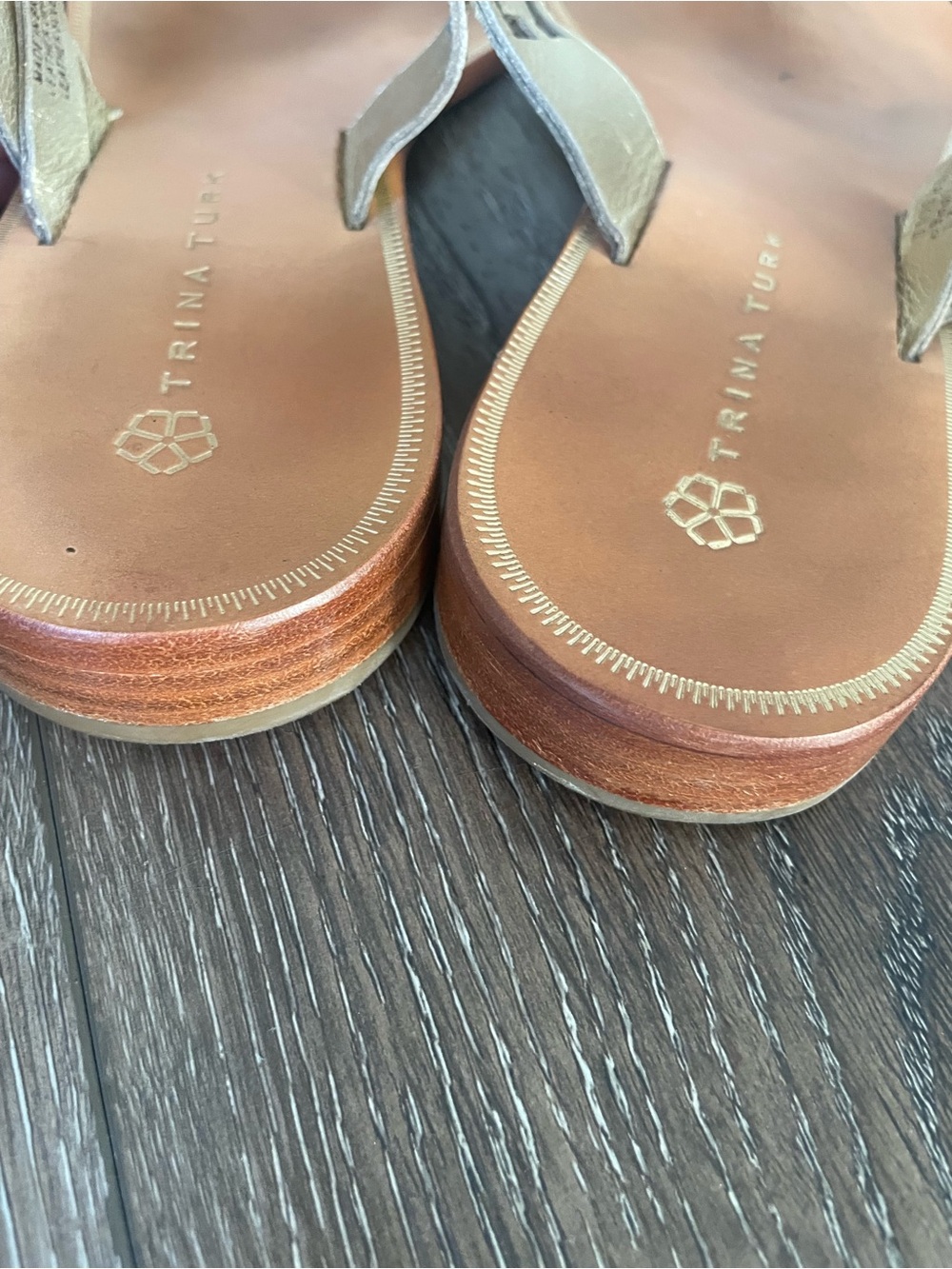 Trina Turk Gold Metallic Brentwood Sandals, size 8 1/2 - Picture 4 of 8